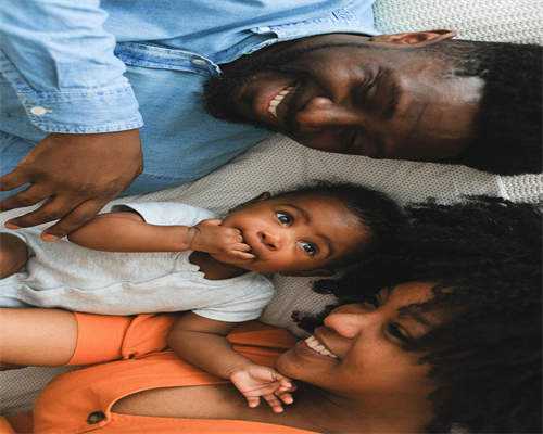 D5鲜囊胚移植后腹水,供卵试管代生代孕一般几万，国内代怀生宝宝